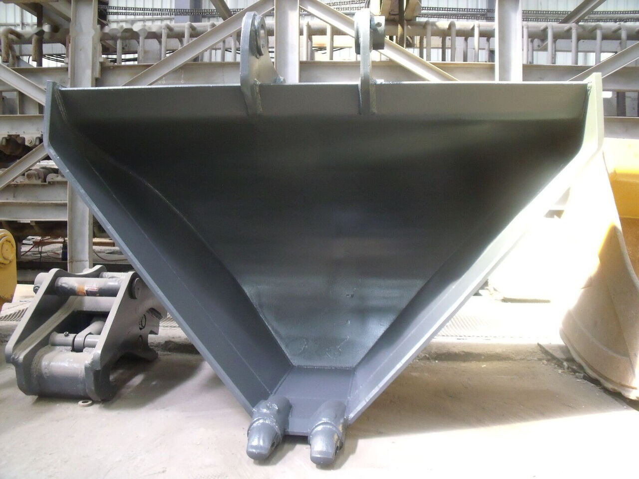 Galen TRAPEZOID BUCKET (V Ditch Bucket) - Кофа за багер: снимка 3 Galen TRAPEZOID BUCKET (V Ditch Bucket) - Кофа за багер: снимка 3