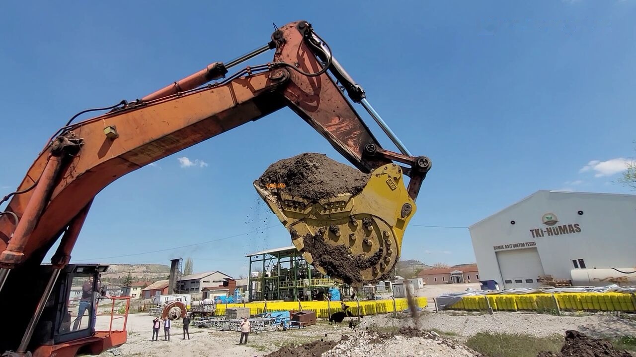 Komatsu PC1250 Extreme Heavy Duty Bucket - Кофа за багер: снимка 4 Komatsu PC1250 Extreme Heavy Duty Bucket - Кофа за багер: снимка 4