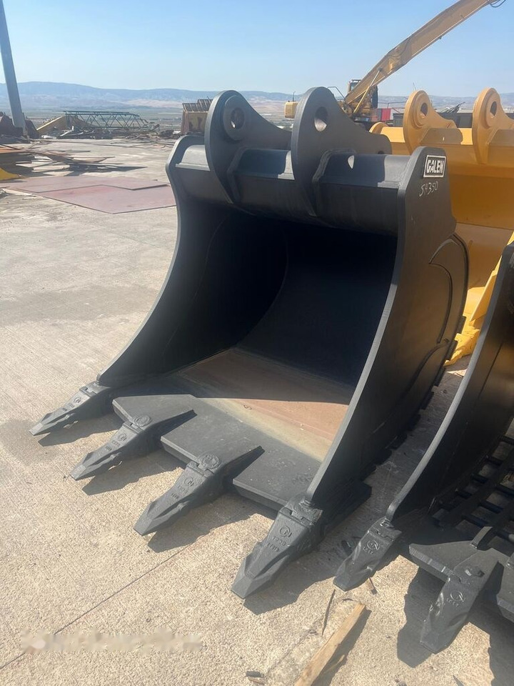 Komatsu PC350 Bucket from Stock - Кофа за багер: снимка 2 Komatsu PC350 Bucket from Stock - Кофа за багер: снимка 2