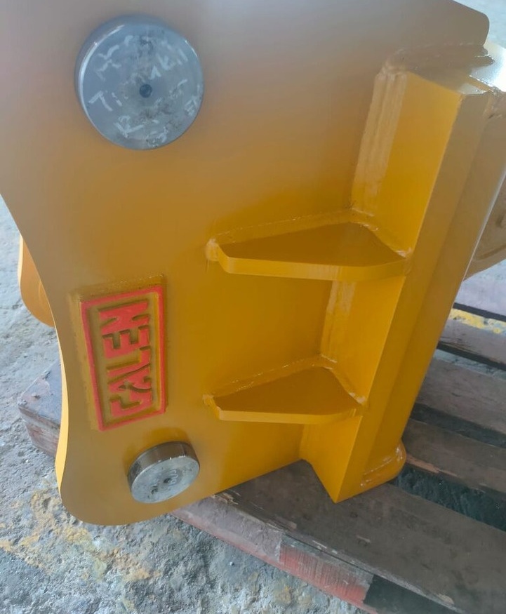 Komatsu PC350 Heavy Duty Rock Ripper - Скарификатор: снимка 4 Komatsu PC350 Heavy Duty Rock Ripper - Скарификатор: снимка 4