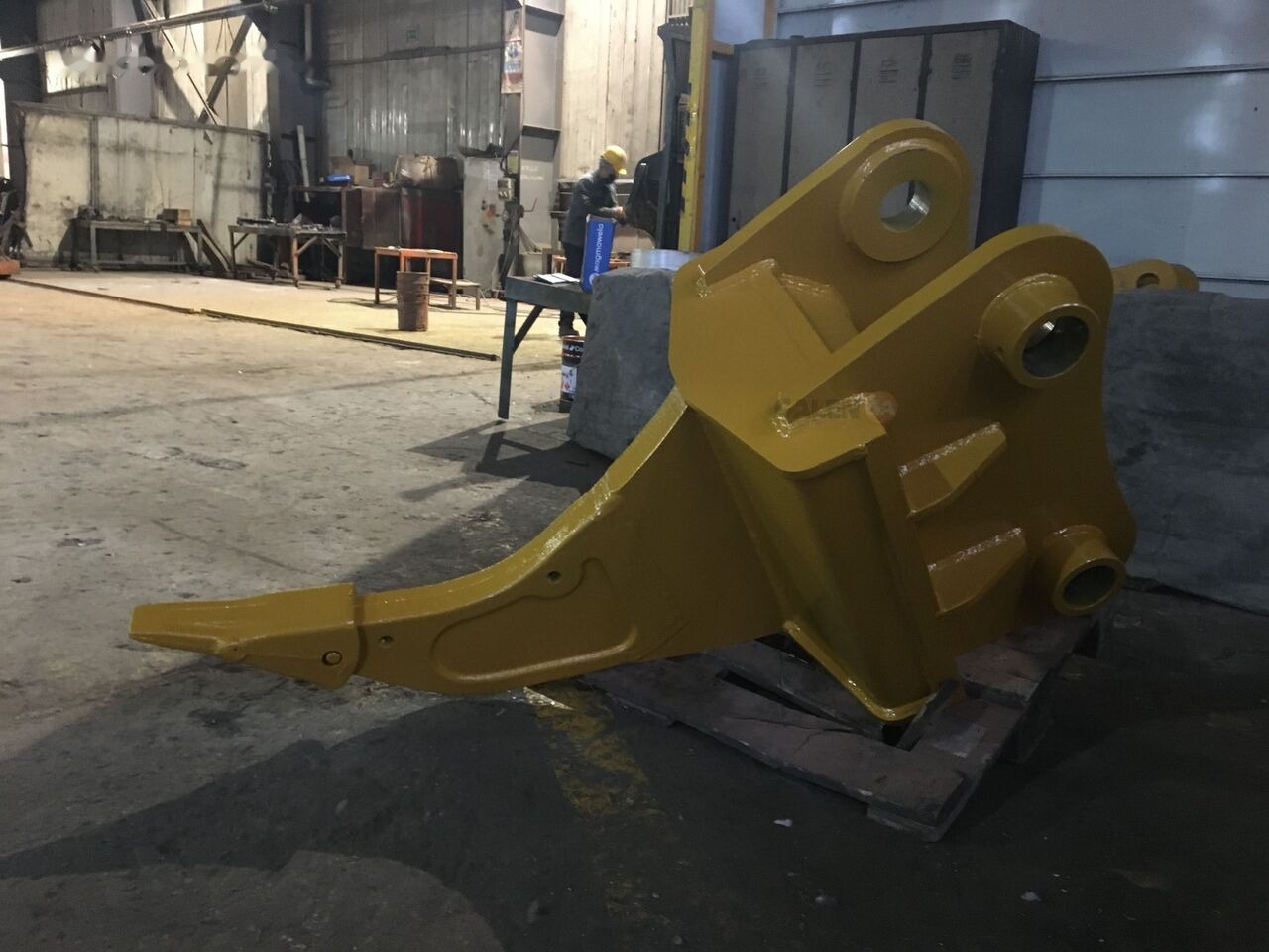 Komatsu PC350 Heavy Duty Rock Ripper - Скарификатор: снимка 2 Komatsu PC350 Heavy Duty Rock Ripper - Скарификатор: снимка 2
