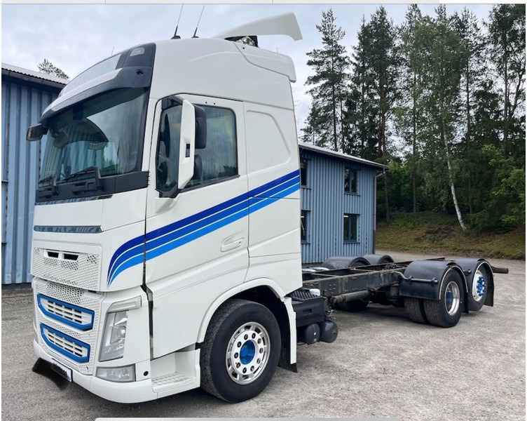 Volvo FH500 - Шаси кабина: снимка 1 Volvo FH500 - Шаси кабина: снимка 1