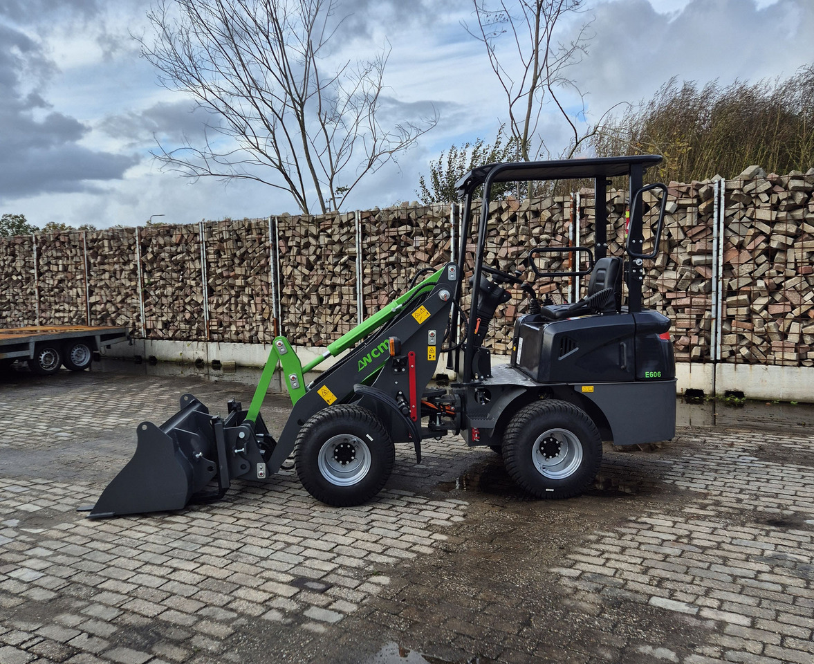 WCM-606 - Колесен товарач: снимка 3 WCM-606 - Колесен товарач: снимка 3