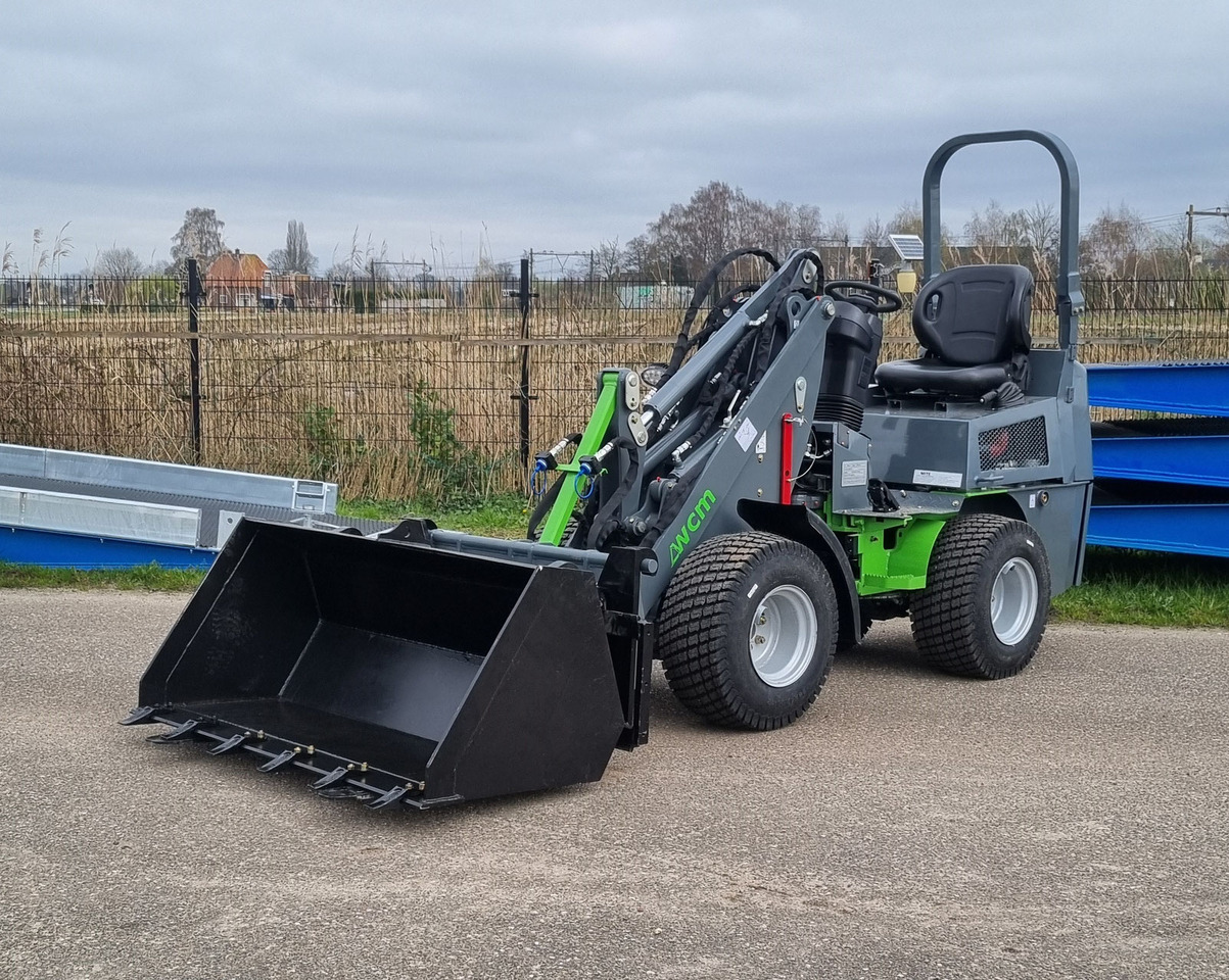 WCM -L1460 shovel met beugel - Колесен товарач: снимка 1 WCM -L1460 shovel met beugel - Колесен товарач: снимка 1