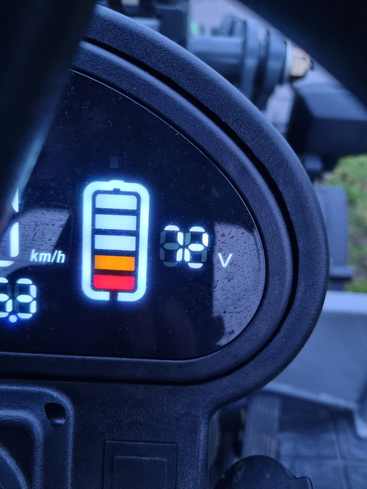 WCM L2110e E-Power - Колесен товарач: снимка 4 WCM L2110e E-Power - Колесен товарач: снимка 4