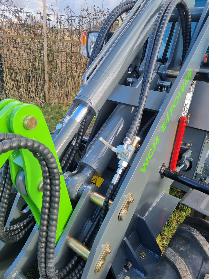 WCM L2310e E-Power - Колесен товарач: снимка 4 WCM L2310e E-Power - Колесен товарач: снимка 4