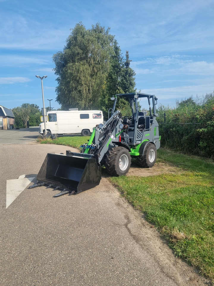 WCM L2312 - Колесен товарач: снимка 3 WCM L2312 - Колесен товарач: снимка 3