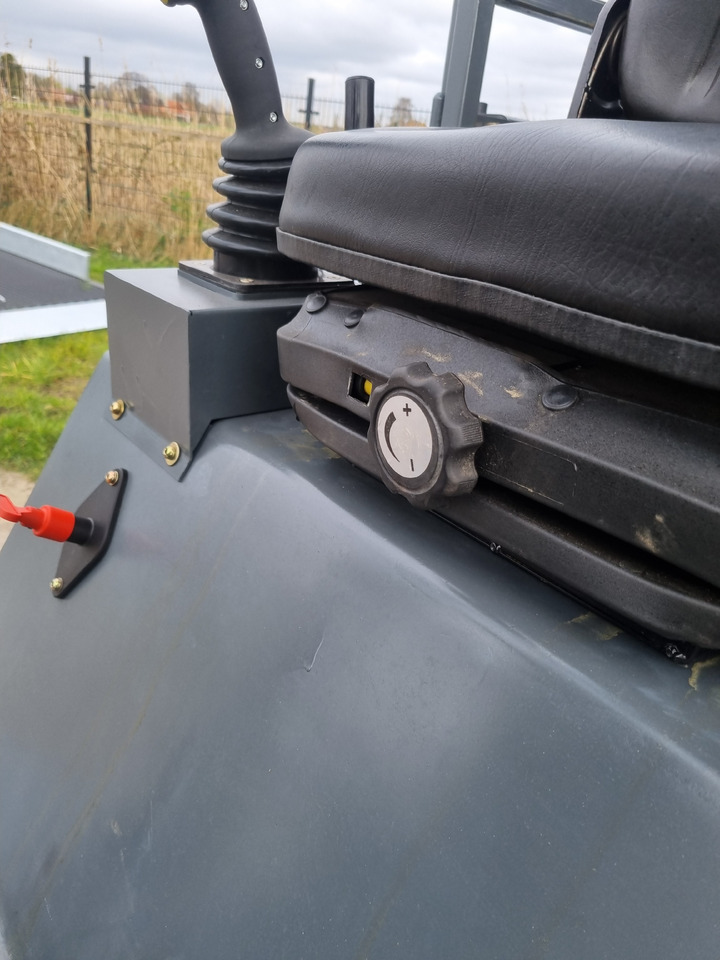 WCM L2316 - Колесен товарач: снимка 3 WCM L2316 - Колесен товарач: снимка 3