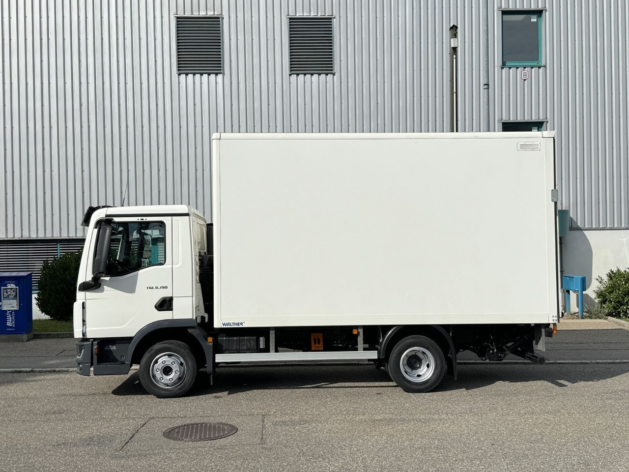 MAN TGL 8.190 BL Koffer 4,57m LBW 1,5t Kamera TOP - Лекотоварен автомобил фургон: снимка 4 MAN TGL 8.190 BL Koffer 4,57m LBW 1,5t Kamera TOP - Лекотоварен автомобил фургон: снимка 4