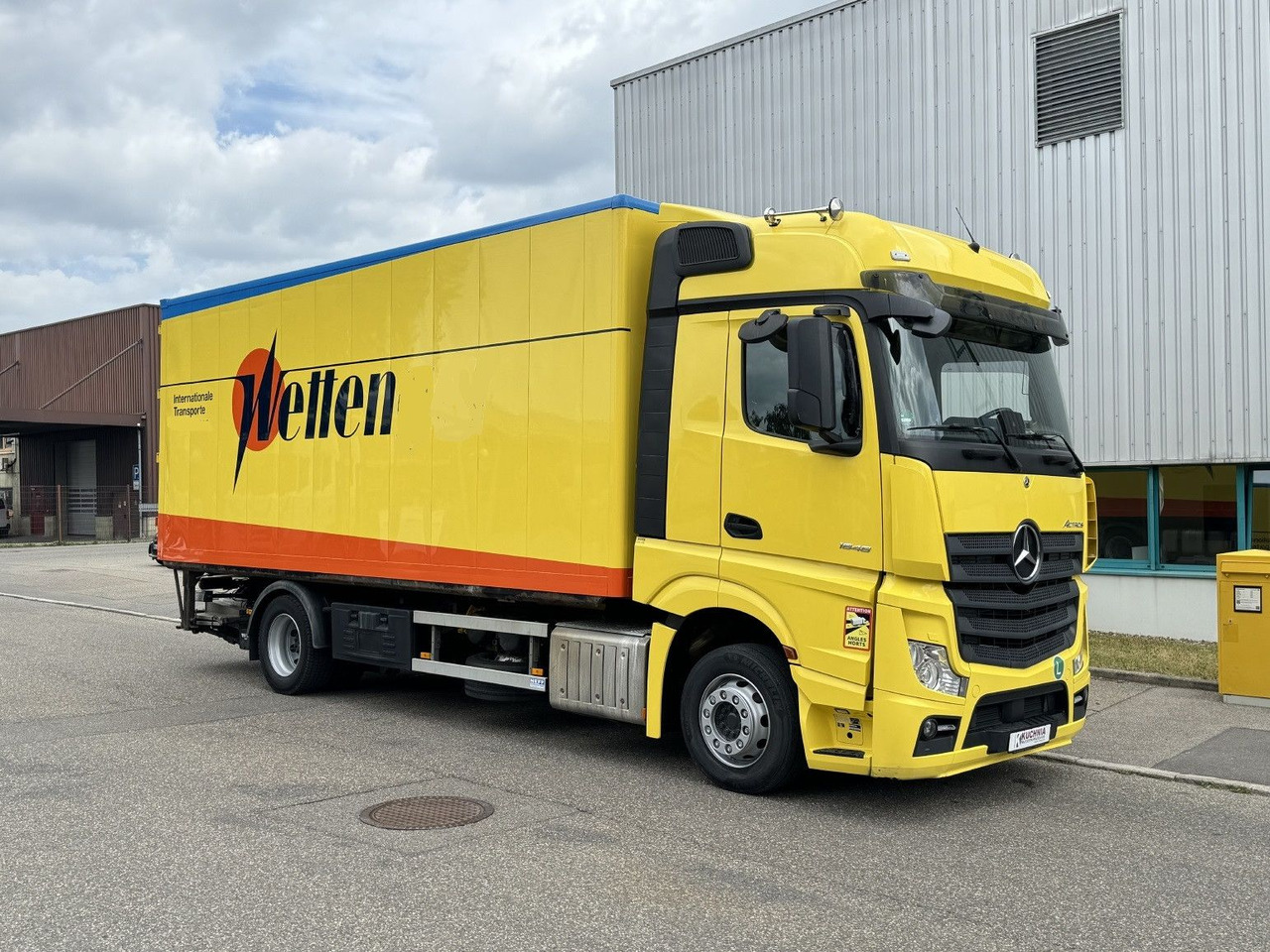 Mercedes-Benz Actros 1848 LL Gr.Haus AWL-Möbelkoffer uLBW - Камион фургон: снимка 4 Mercedes-Benz Actros 1848 LL Gr.Haus AWL-Möbelkoffer uLBW - Камион фургон: снимка 4