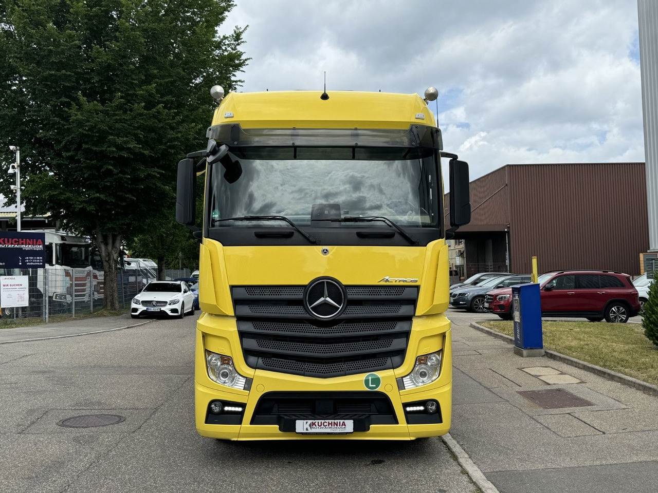 Mercedes-Benz Actros 1848 LL Gr.Haus AWL-Möbelkoffer uLBW - Камион фургон: снимка 3 Mercedes-Benz Actros 1848 LL Gr.Haus AWL-Möbelkoffer uLBW - Камион фургон: снимка 3
