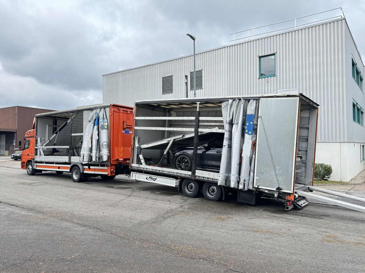 Mercedes-Benz Atego 1530 LL + Anhänger Doppelstock LBW Plane - Автовоз камион: снимка 2 Mercedes-Benz Atego 1530 LL + Anhänger Doppelstock LBW Plane - Автовоз камион: снимка 2