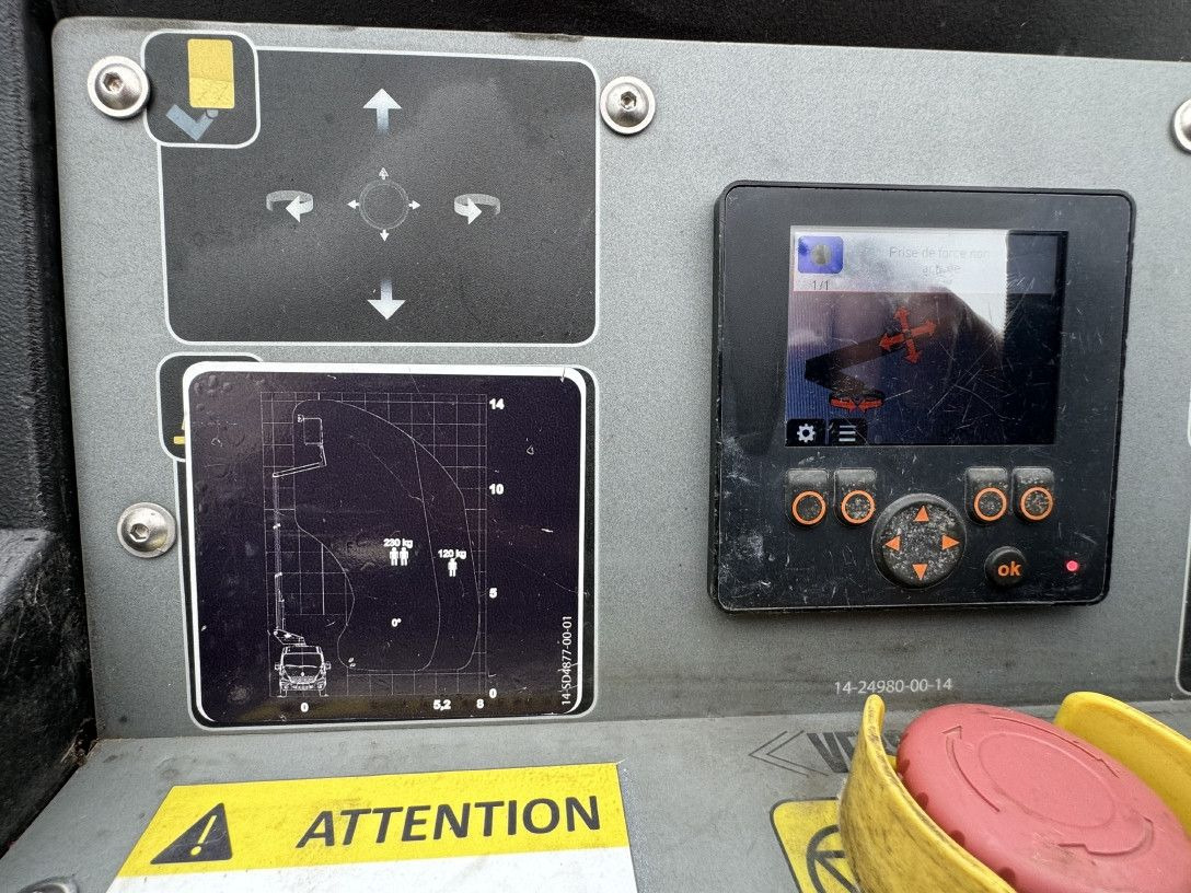 Автовишка Renault MASTER Versalift VDTL 135 C, 14m 230kg Abstützun: снимка 18 Автовишка Renault MASTER Versalift VDTL 135 C, 14m 230kg Abstützun: снимка 18