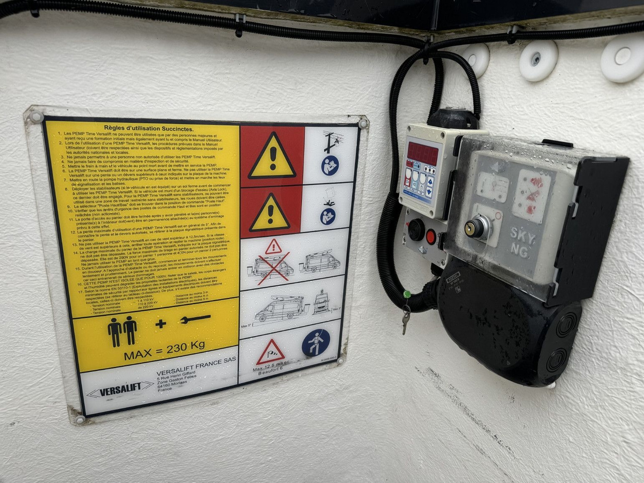 Автовишка Renault MASTER Versalift VDTL 135 C, 14m 230kg Abstützun: снимка 16 Автовишка Renault MASTER Versalift VDTL 135 C, 14m 230kg Abstützun: снимка 16