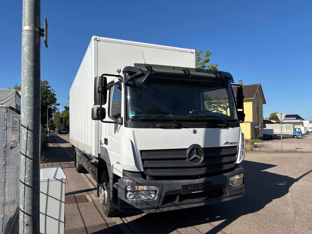 Mercedes-Benz Atego III 1227L, Euro-6, Klima, LBW - Камион фургон: снимка 3 Mercedes-Benz Atego III 1227L, Euro-6, Klima, LBW - Камион фургон: снимка 3