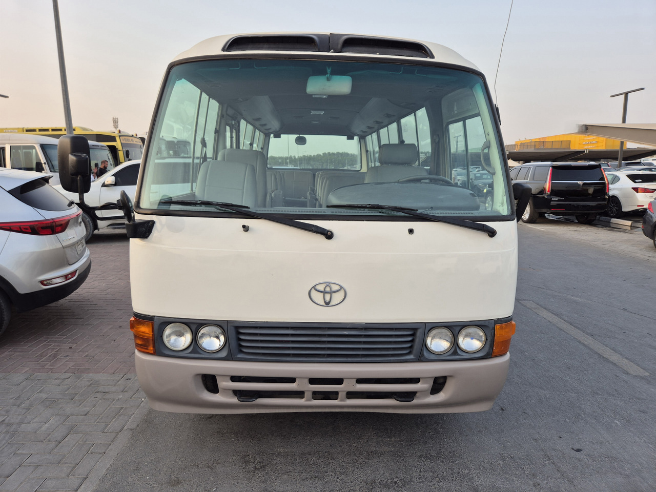 TOYOTA Coaster ... Nos bus -Originaires TOYOTA ...pas Chinois... T72 ... - Микробус, Пътнически бус: снимка 5 TOYOTA Coaster ... Nos bus -Originaires TOYOTA ...pas Chinois... T72 ... - Микробус, Пътнически бус: снимка 5