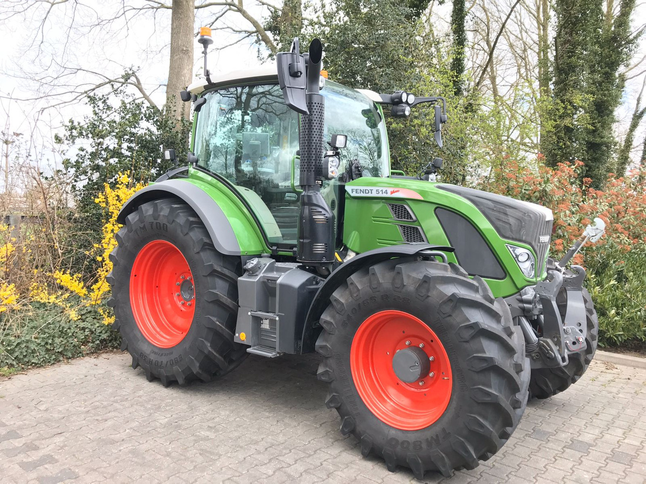 FENDT 514 Vario S4 ProfiPlus - Трактор: снимка 5 FENDT 514 Vario S4 ProfiPlus - Трактор: снимка 5