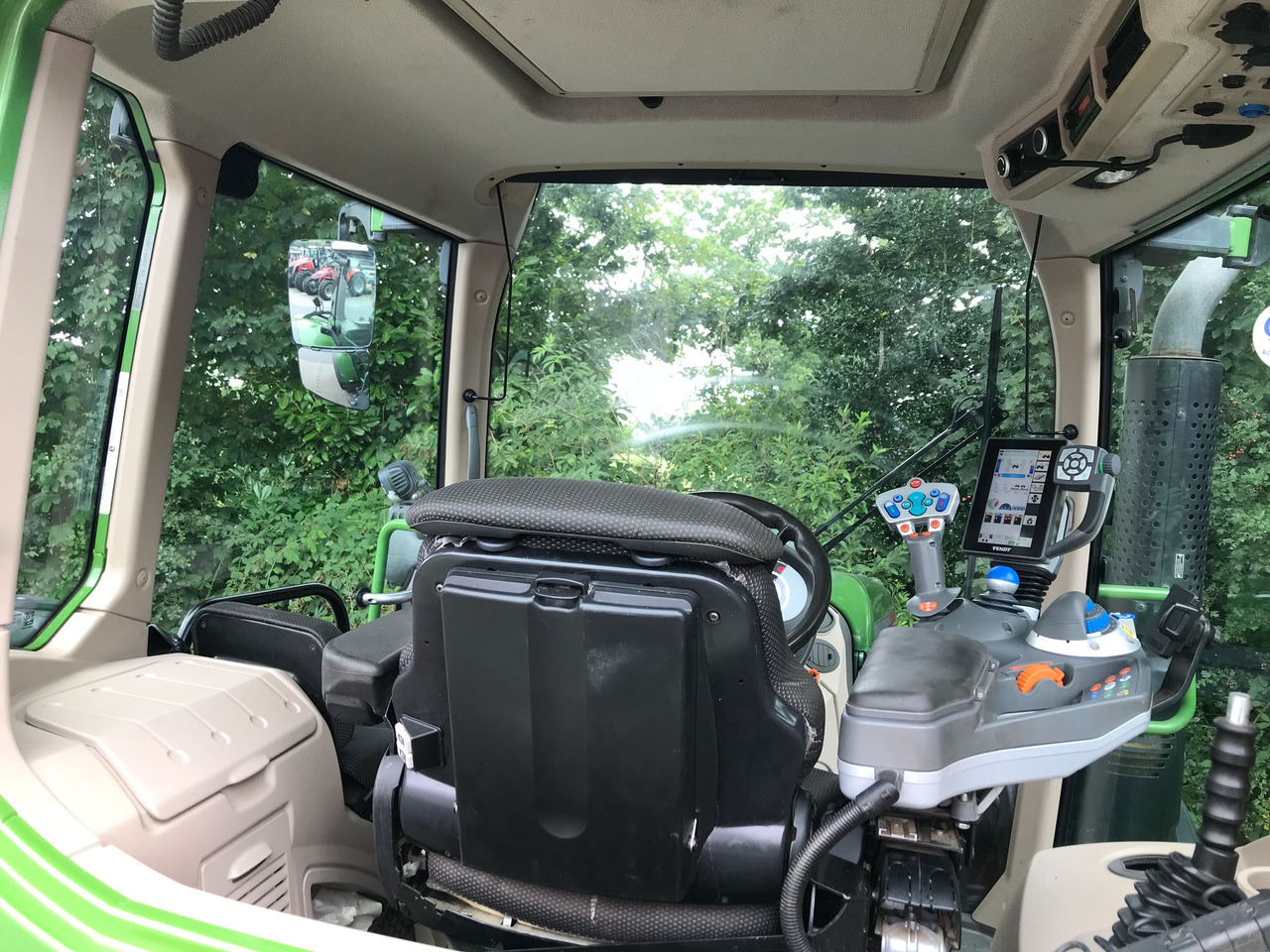 Трактор FENDT 720 Vario S4 PowerPlus: снимка 22 Трактор FENDT 720 Vario S4 PowerPlus: снимка 22