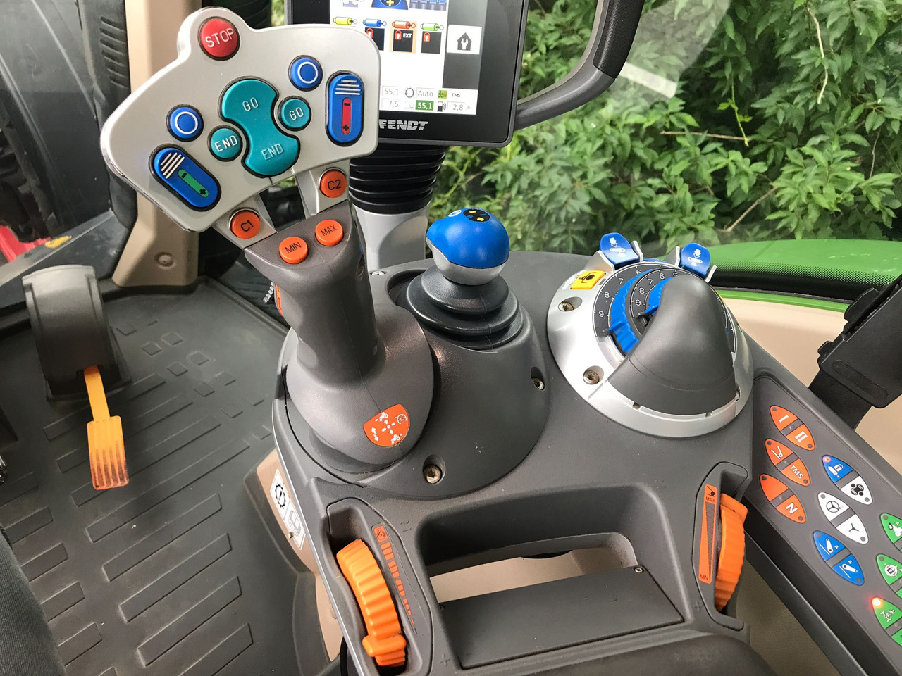 Трактор FENDT 720 Vario S4 PowerPlus: снимка 28 Трактор FENDT 720 Vario S4 PowerPlus: снимка 28