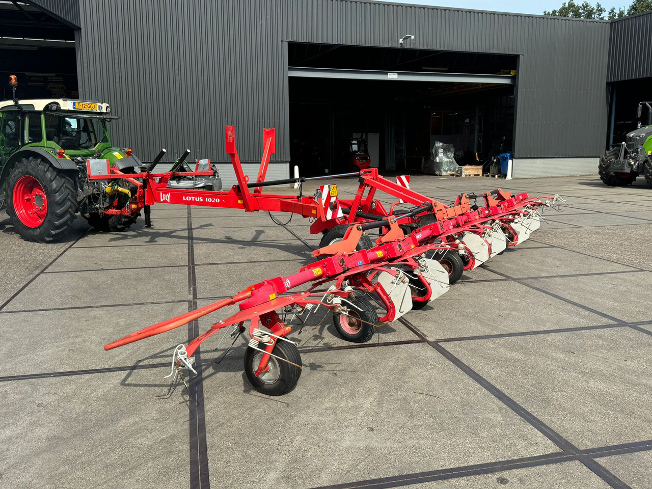 Lely Lotus 1020S - Гребло/ Сенообръщачка: снимка 5 Lely Lotus 1020S - Гребло/ Сенообръщачка: снимка 5