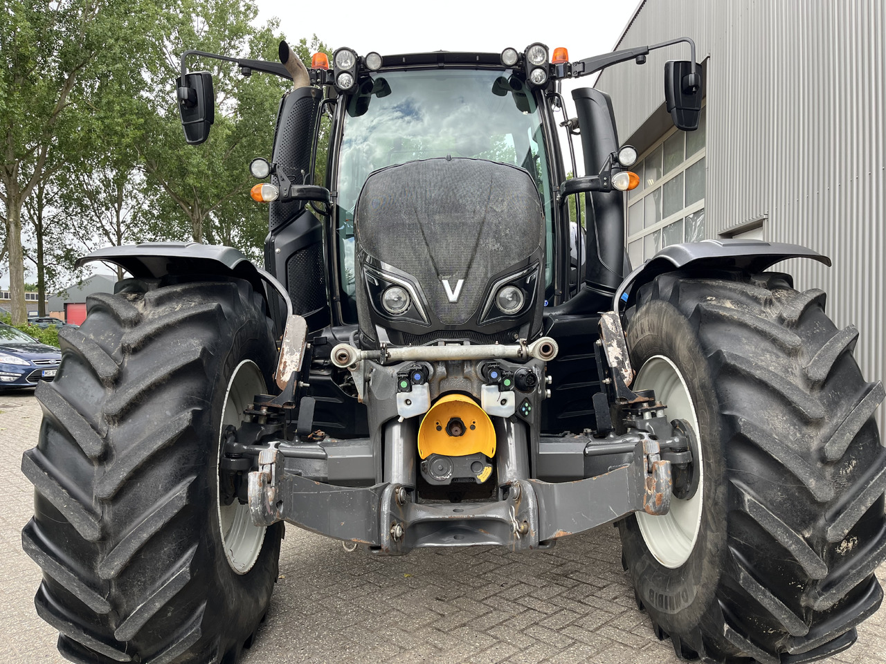 VALTRA N174 Active - Трактор: снимка 3 VALTRA N174 Active - Трактор: снимка 3