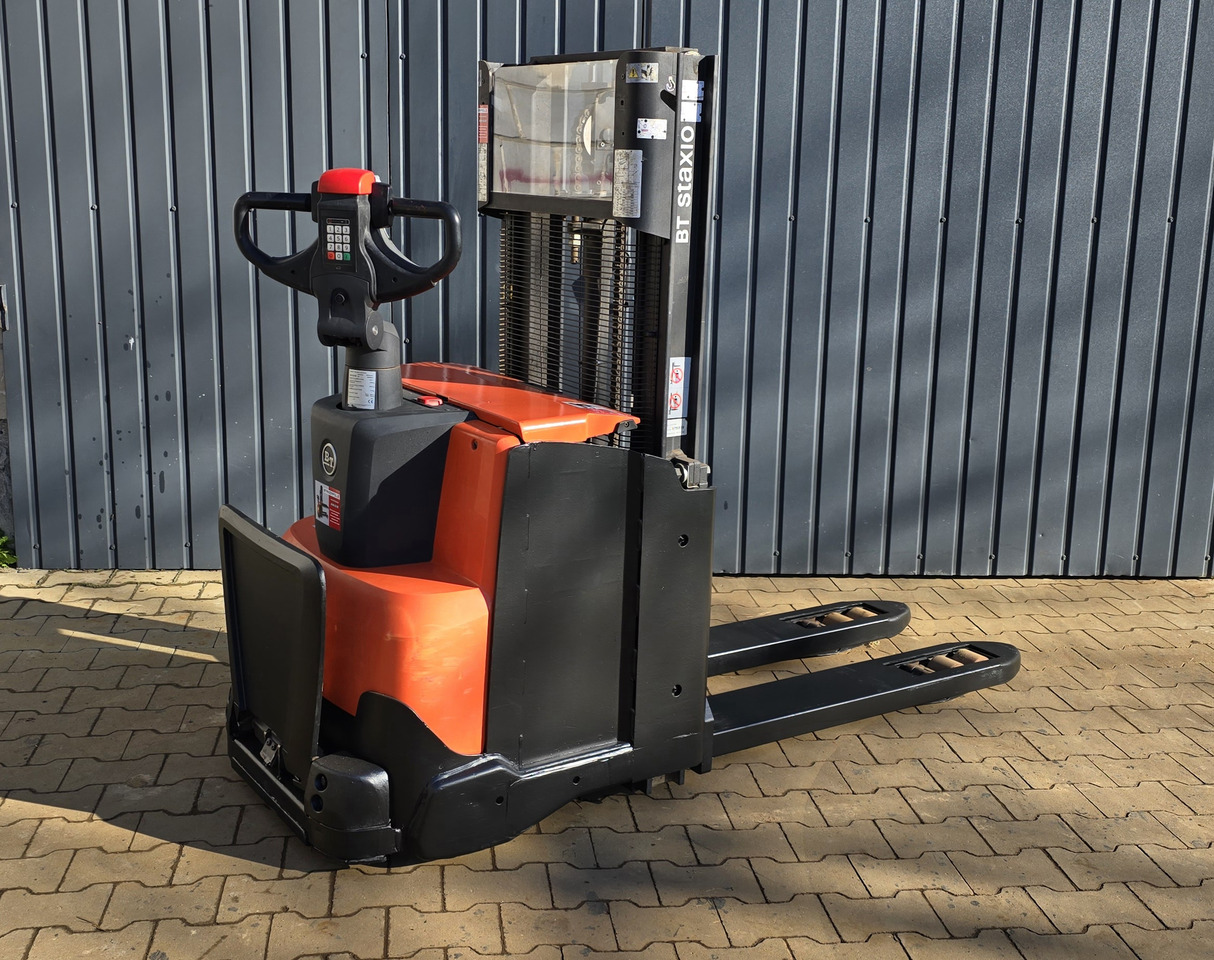 Стакер BT SWE 200 D initilal lift, wstępne podnoszenie wideł: снимка 6