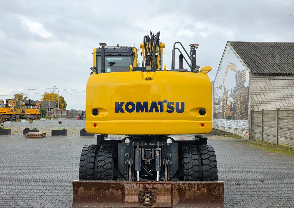 Komatsu PW 148-10, 2016 ROK, SYSTEM LEICA 3D - Колесен багер: снимка 4 Komatsu PW 148-10, 2016 ROK, SYSTEM LEICA 3D - Колесен багер: снимка 4