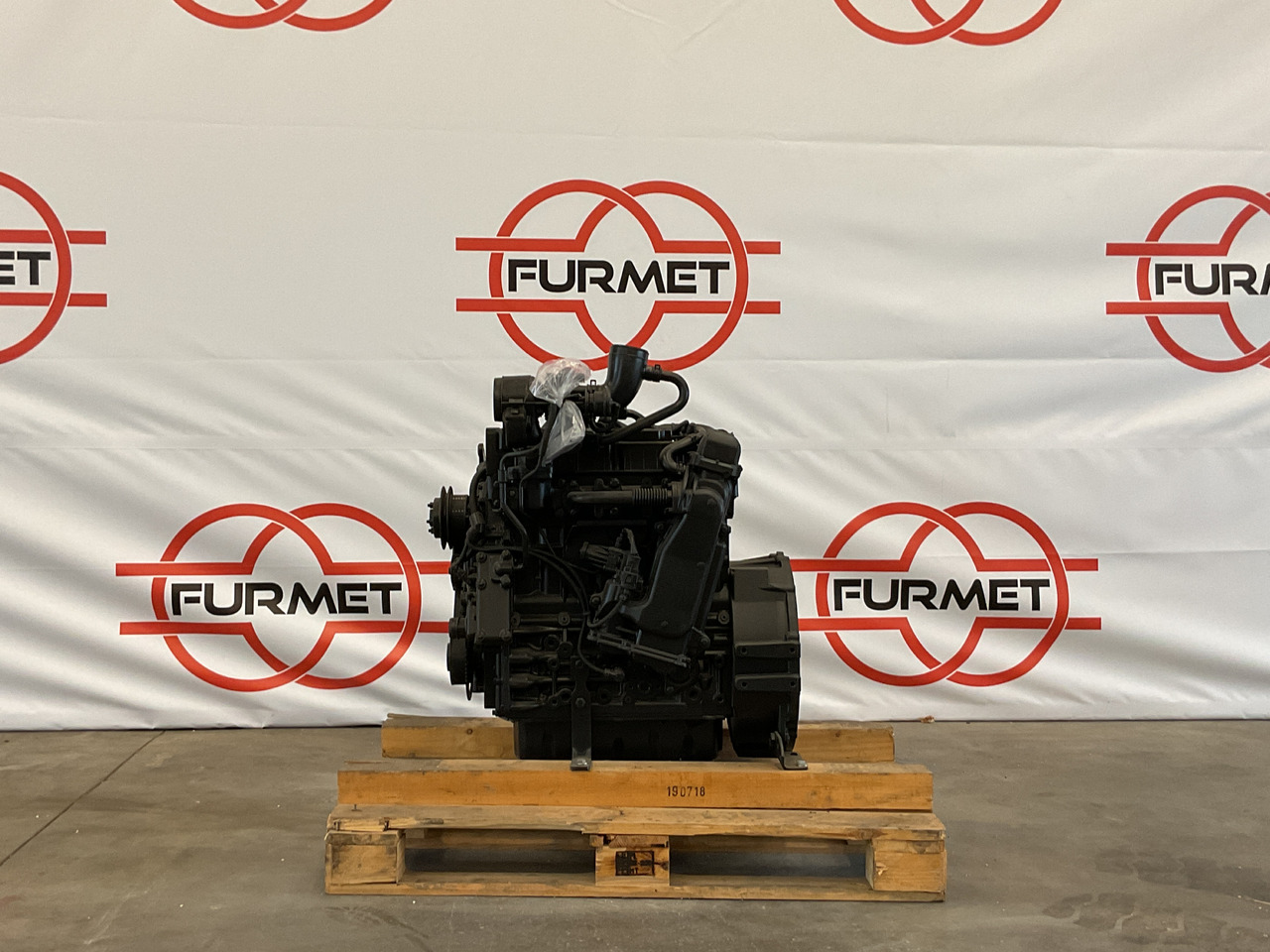 DEUTZ TCD 3.6L4, brand new diesel engine (2) - Двигател: снимка 1 DEUTZ TCD 3.6L4, brand new diesel engine (2) - Двигател: снимка 1