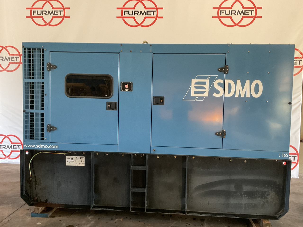 John Deere 6068, SDMO, 165KVA generatorset. Like brand new. And with hudge diesel tank! - Електрогенератор: снимка 1 John Deere 6068, SDMO, 165KVA generatorset. Like brand new. And with hudge diesel tank! - Електрогенератор: снимка 1