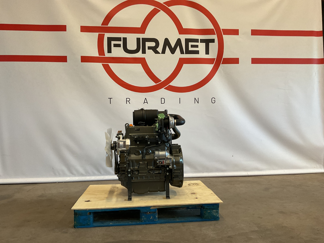 Yanmar 4TNV84T - Двигател: снимка 2 Yanmar 4TNV84T - Двигател: снимка 2