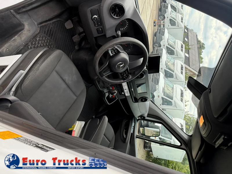 Хладилен бус Mercedes-Benz Sprinter 316: снимка 9