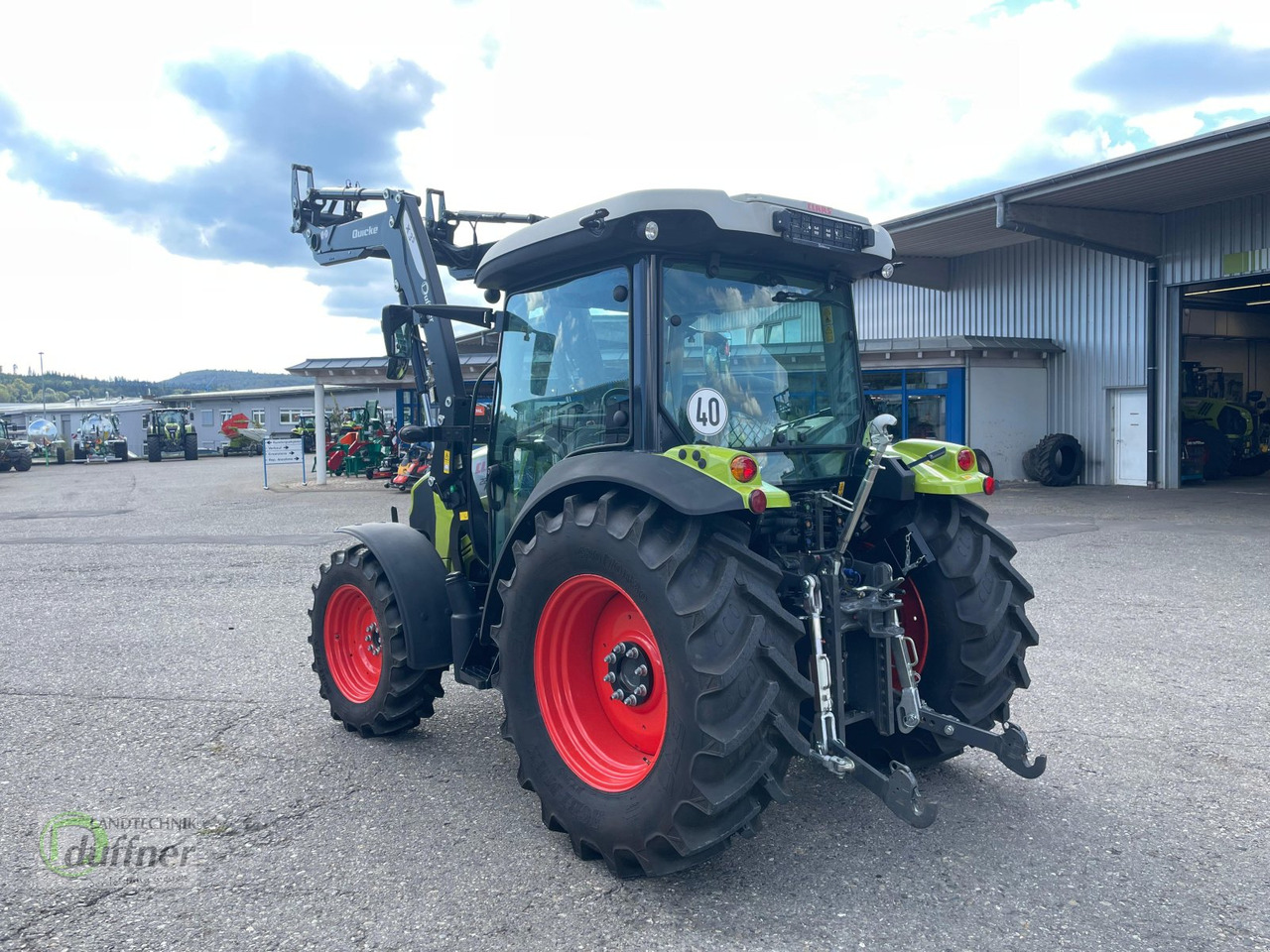 CLAAS Atos 220 C mit Quicke X3S Performance - Трактор: снимка 3 CLAAS Atos 220 C mit Quicke X3S Performance - Трактор: снимка 3