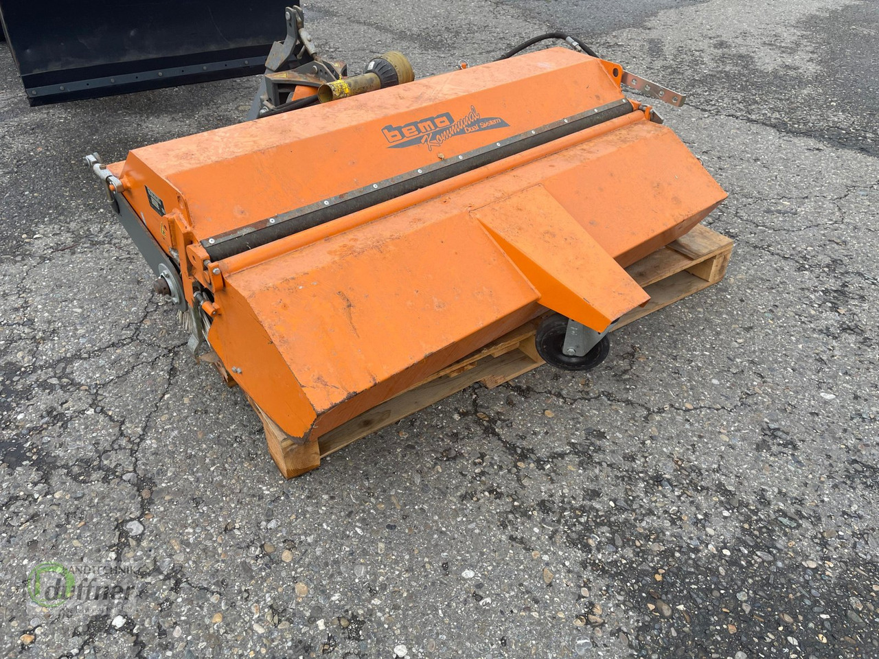 Лизинг на Hako Hakotrac 3000 DA Hako Hakotrac 3000 DA: снимка 12
