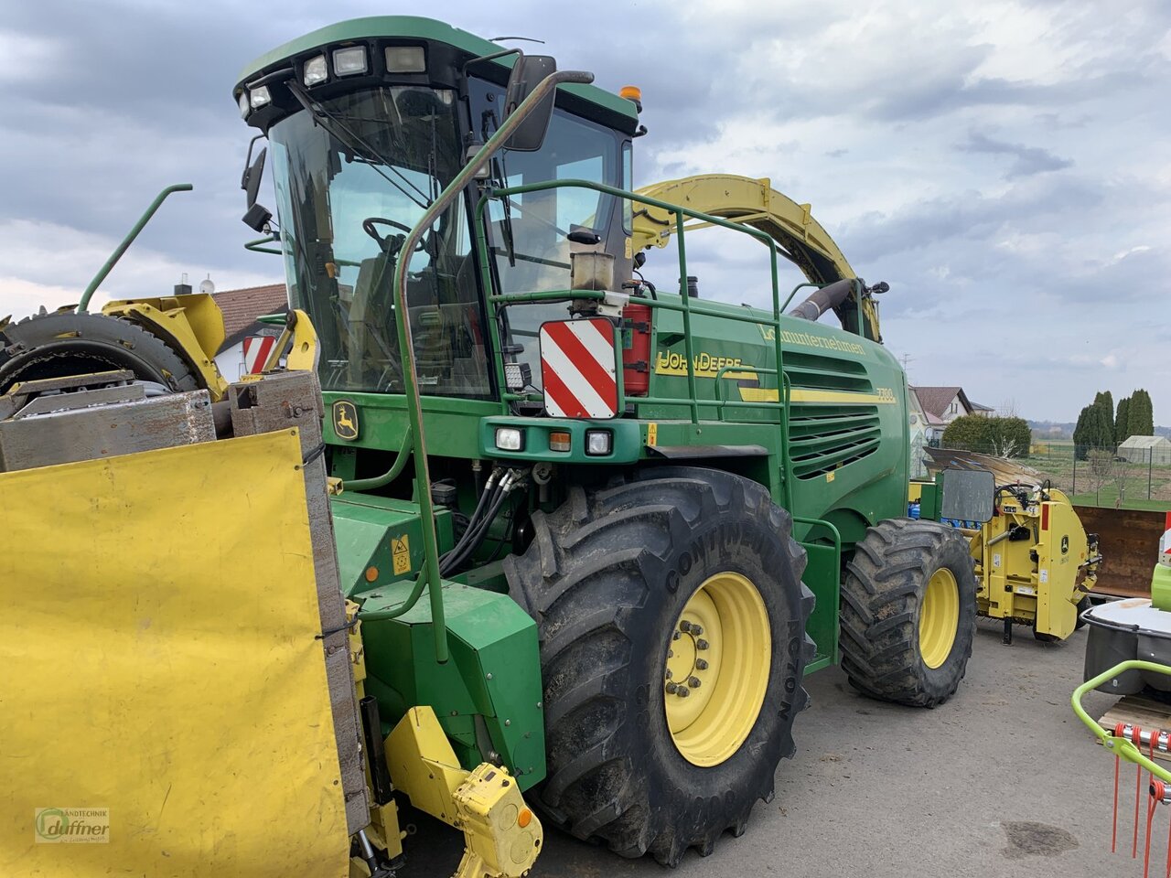 John Deere 7700 - Силажокомбайн: снимка 4 John Deere 7700 - Силажокомбайн: снимка 4
