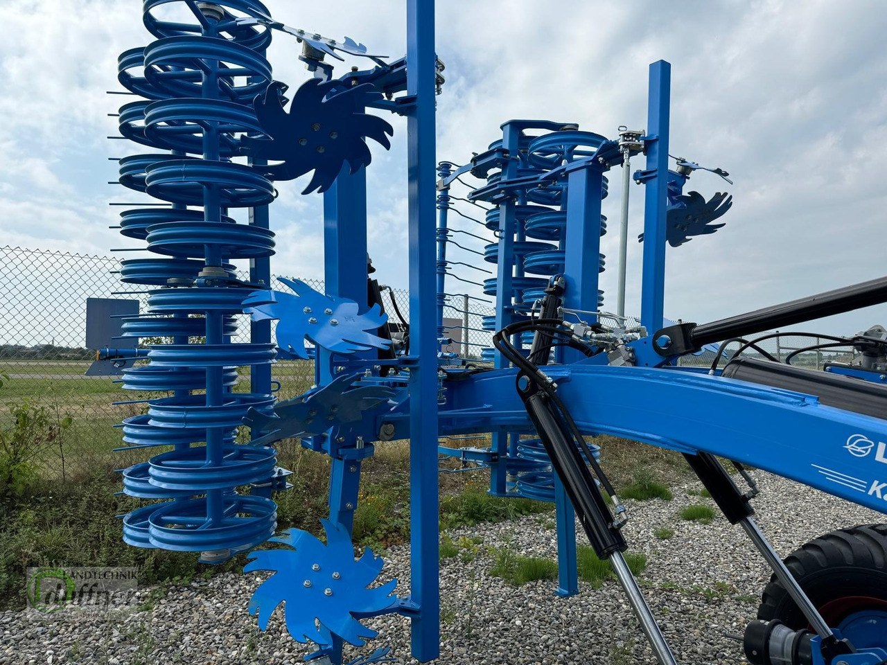 Lemken Karat 10/500 KUA - Култиватор: снимка 5 Lemken Karat 10/500 KUA - Култиватор: снимка 5