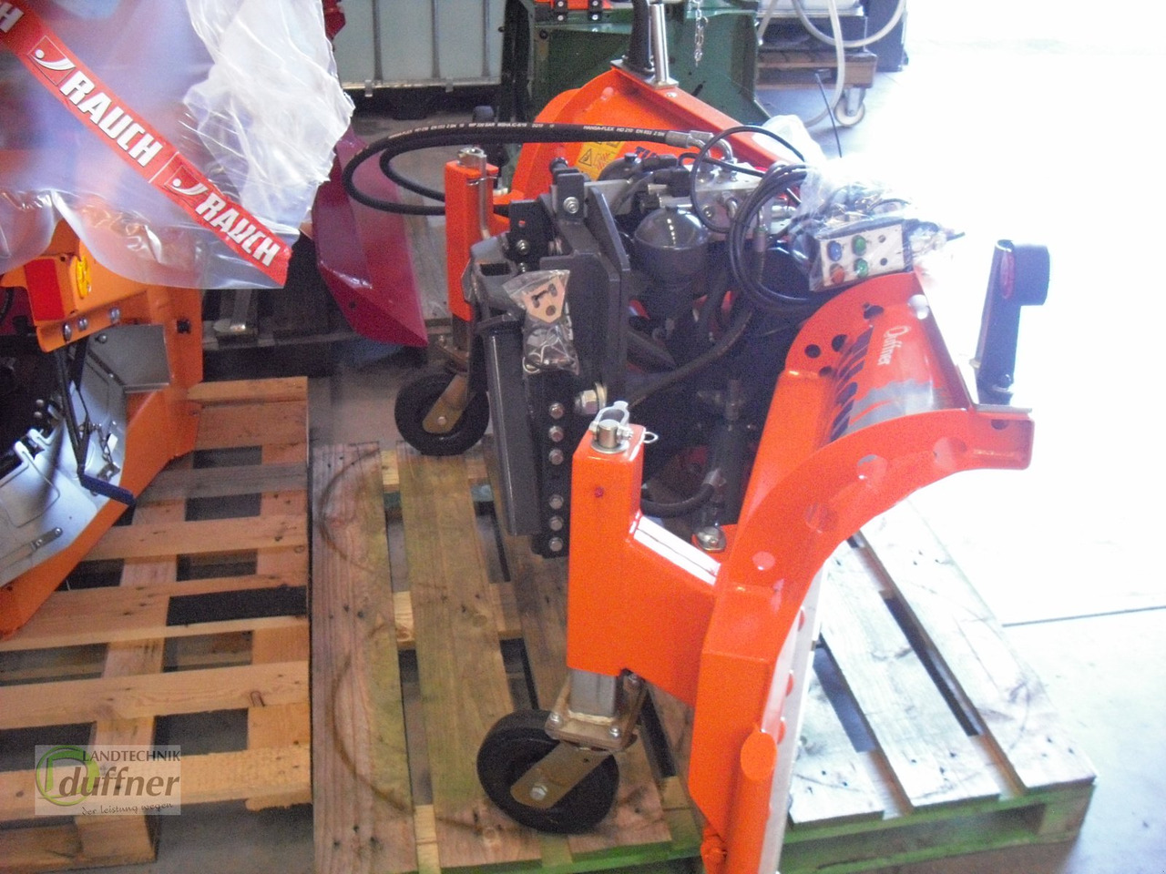 Tuchel Vario 180 - Гребло за сняг за Комунална/ Специална техника: снимка 4 Tuchel Vario 180 - Гребло за сняг за Комунална/ Специална техника: снимка 4