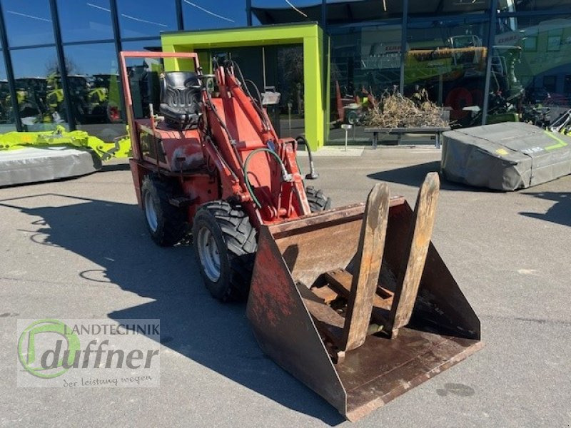 Weidemann 916 - Компактен товарач: снимка 4 Weidemann 916 - Компактен товарач: снимка 4
