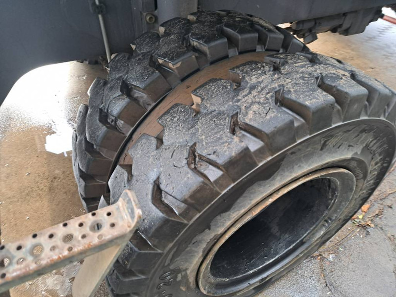 Fuchs MHL 350 F - Багер за манипулиране на материали: снимка 3 Fuchs MHL 350 F - Багер за манипулиране на материали: снимка 3