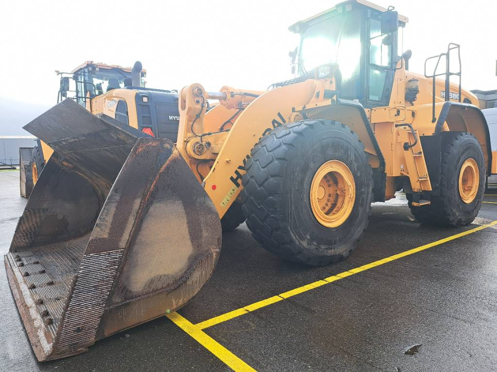 Hyundai HL980 - Колесен товарач: снимка 2 Hyundai HL980 - Колесен товарач: снимка 2