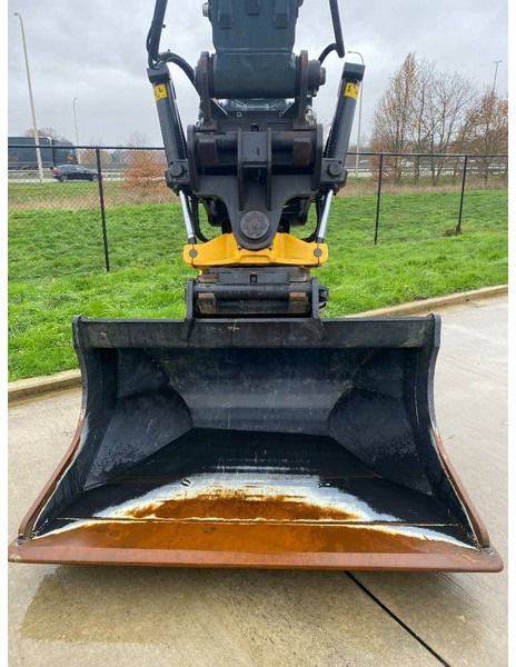 Engcon EC233, OQ80, GB29 = Rotator + Coupler + Gripper + - Прикачен инвентар за Строителна техника: снимка 2 Engcon EC233, OQ80, GB29 = Rotator + Coupler + Gripper + - Прикачен инвентар за Строителна техника: снимка 2