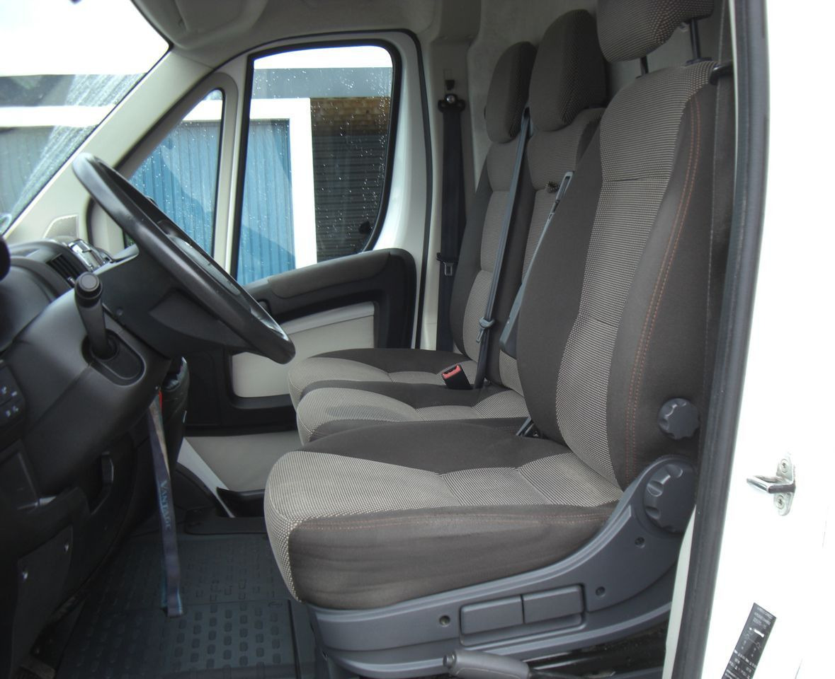Малък ван Peugeot BOXER 2,0 KURZ/NIEDRIG: снимка 10