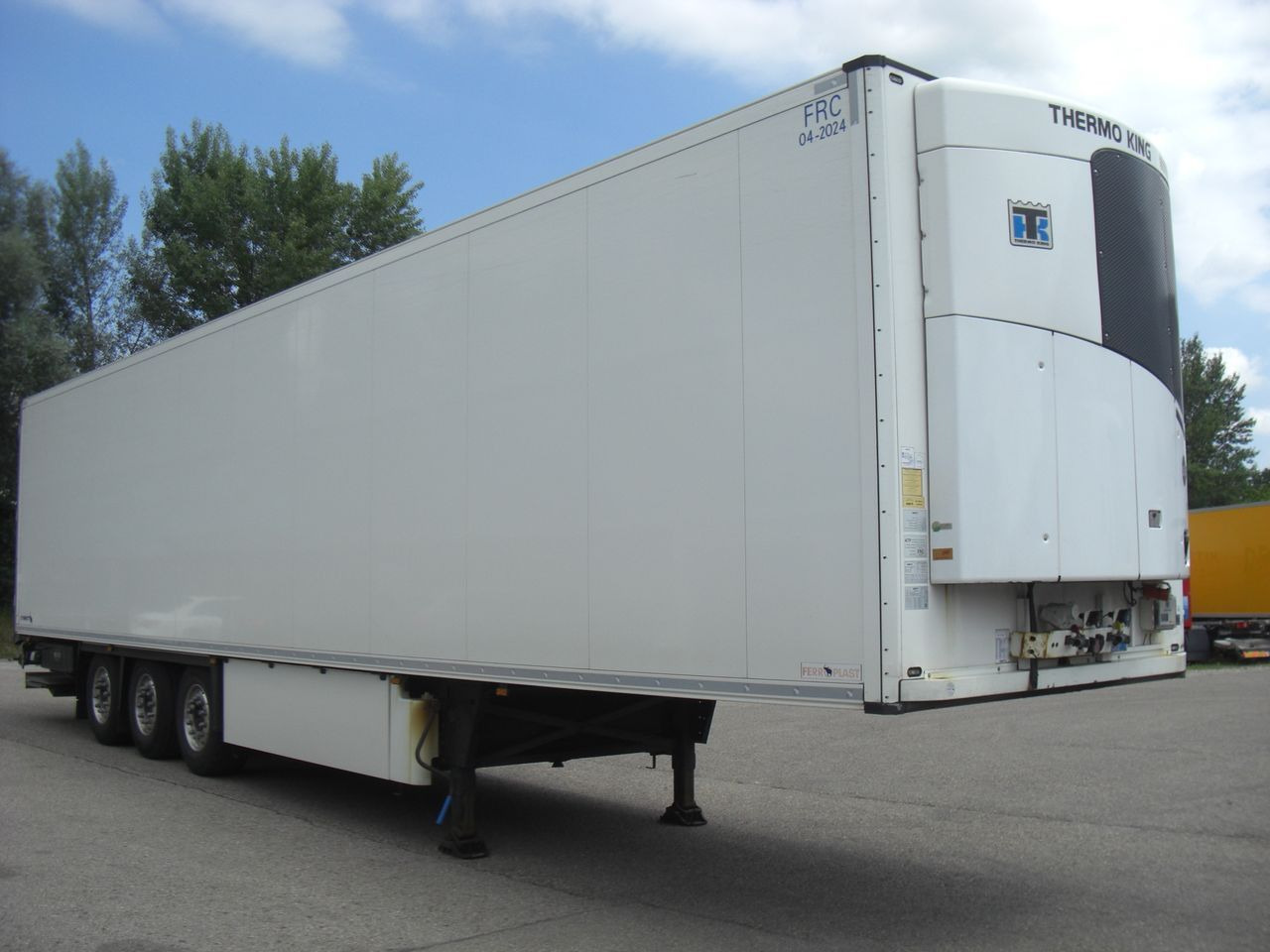 Schmitz Cargobull SKO24/L-13.4 / LBW / TOP! - Рефрижератор полуремарке: снимка 2 Schmitz Cargobull SKO24/L-13.4 / LBW / TOP! - Рефрижератор полуремарке: снимка 2