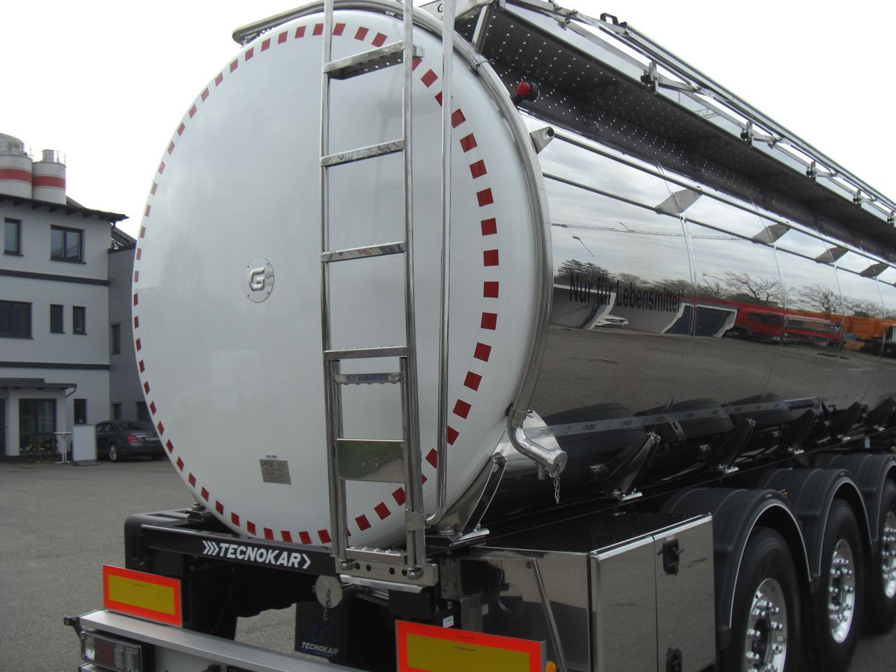 Tecnokar T3P / 3 KAMMERN - Полуремарке цистерна: снимка 5 Tecnokar T3P / 3 KAMMERN - Полуремарке цистерна: снимка 5