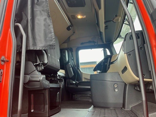 Камион с брезент Mercedes Benz Actros 2642 6x2 Mega BDF met zeilbak: снимка 12