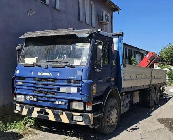 Scania 93 Carne - Камион с кран: снимка 1 Scania 93 Carne - Камион с кран: снимка 1