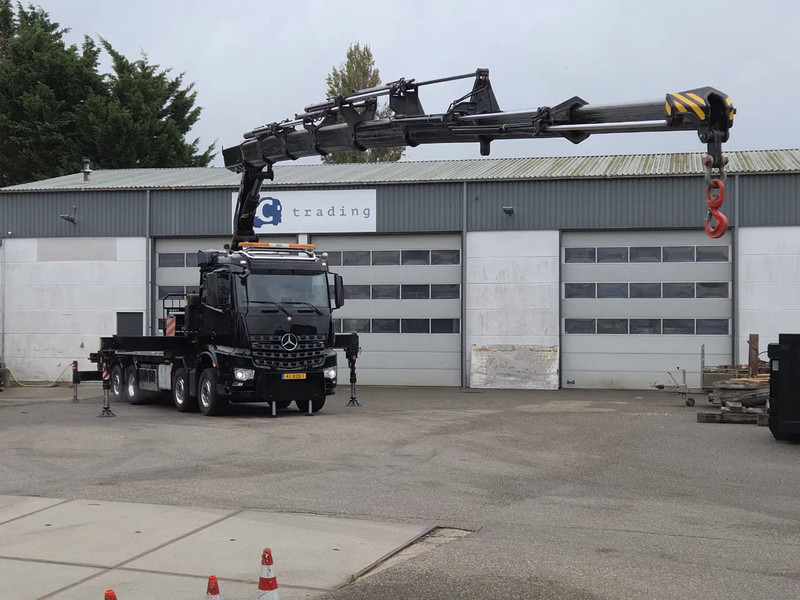 Mercedes-Benz Arocs 8x2 4 Fassi 82TM 2017 euro 6 - Камион с кран: снимка 2 Mercedes-Benz Arocs 8x2 4 Fassi 82TM 2017 euro 6 - Камион с кран: снимка 2