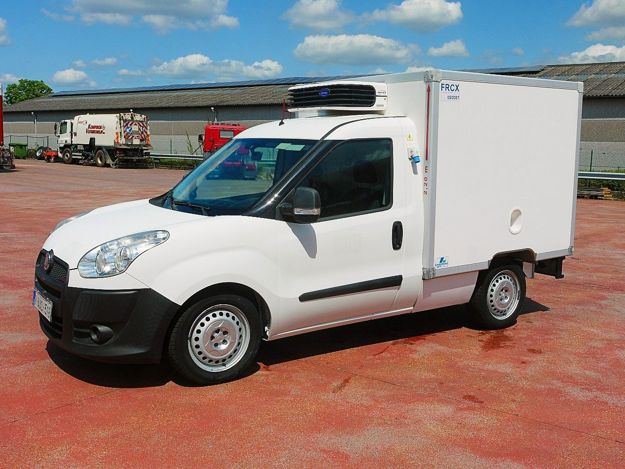 Fiat 1.3 DOBLO KUHLKOFFER CARRIER XARIOS -20c 99tkm - Хладилен бус: снимка 3 Fiat 1.3 DOBLO KUHLKOFFER CARRIER XARIOS -20c 99tkm - Хладилен бус: снимка 3