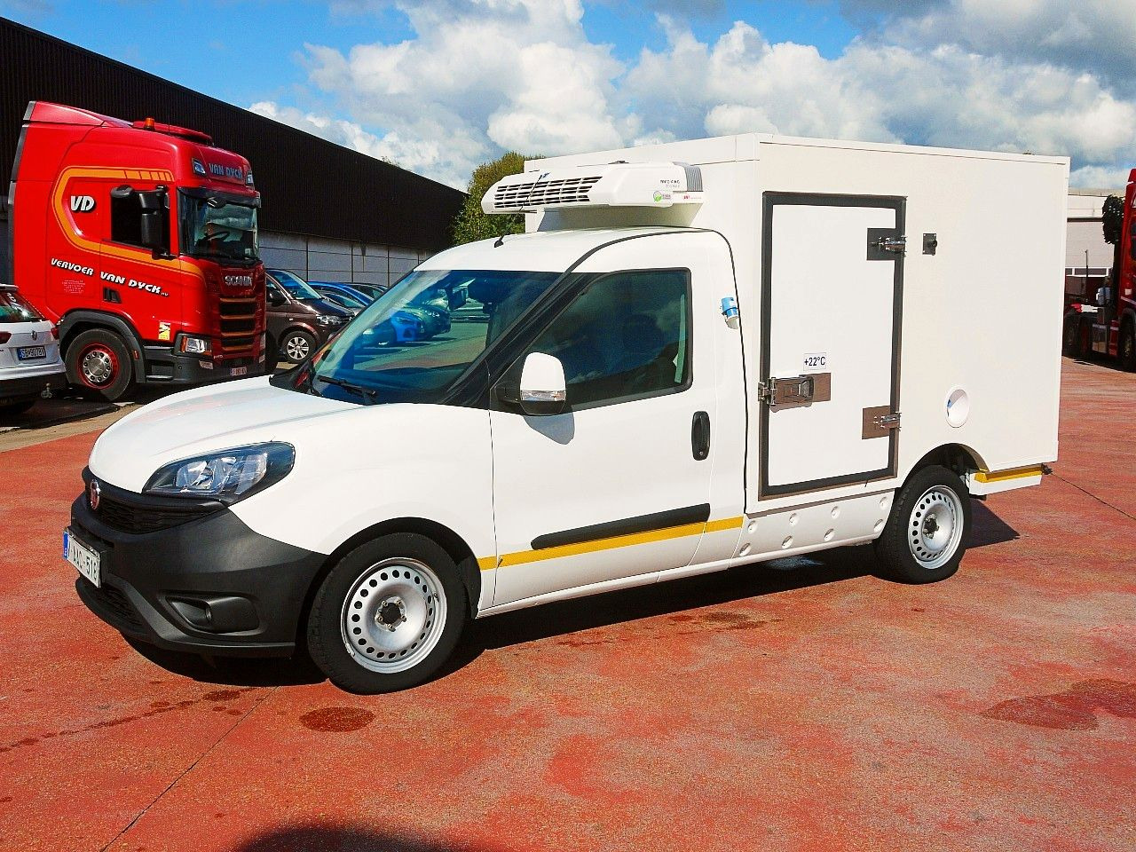 Fiat DOBLO 1.6 KUHLKOFFER THERMOKING MT A/C - Хладилен бус: снимка 4 Fiat DOBLO 1.6 KUHLKOFFER THERMOKING MT A/C - Хладилен бус: снимка 4