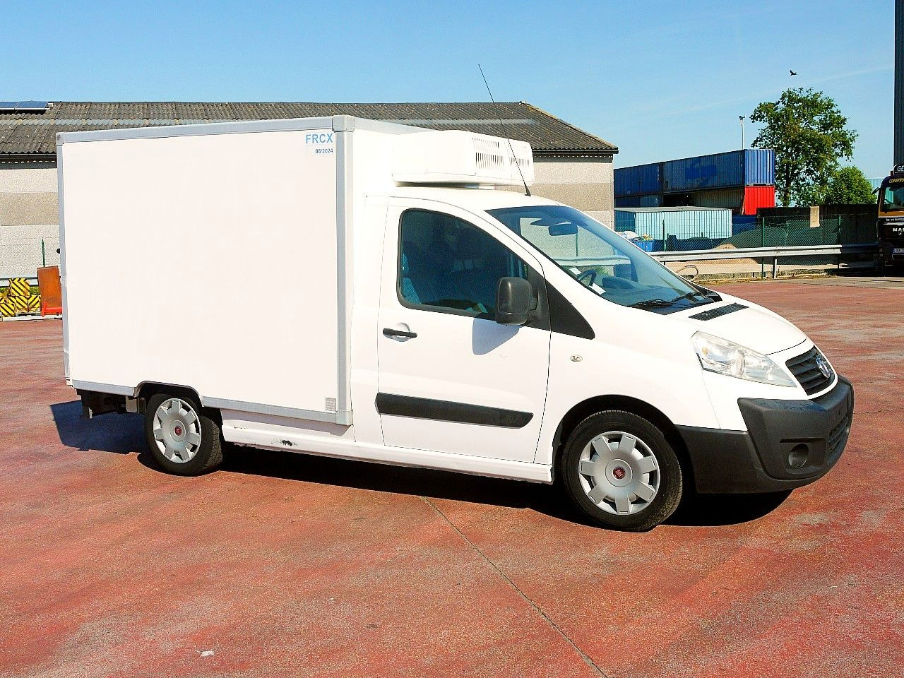 Fiat SCUDO 2.0 KUHKOFFER RELEC FROID TR 22 -20C - Хладилен бус: снимка 2 Fiat SCUDO 2.0 KUHKOFFER RELEC FROID TR 22 -20C - Хладилен бус: снимка 2