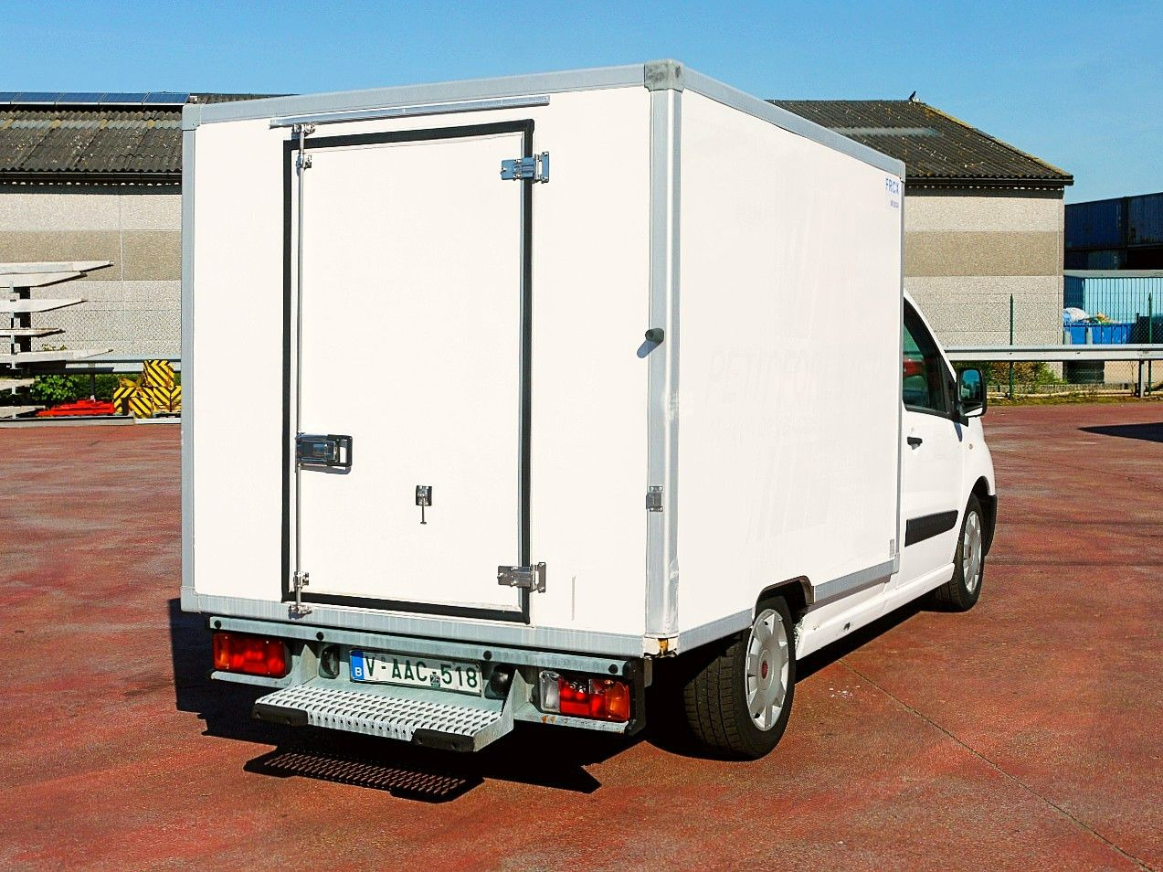 Fiat SCUDO 2.0 KUHKOFFER RELEC FROID TR 22 -20C - Хладилен бус: снимка 5 Fiat SCUDO 2.0 KUHKOFFER RELEC FROID TR 22 -20C - Хладилен бус: снимка 5